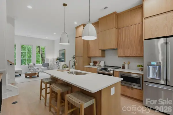 614 E 16th ST, Charlotte, NC 28206