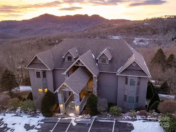 120 Pleasant View BLVD, Sugar Mountain, NC 28604