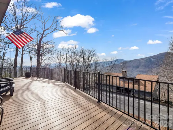 139 Valley View CIR, Lake Lure, NC 28746