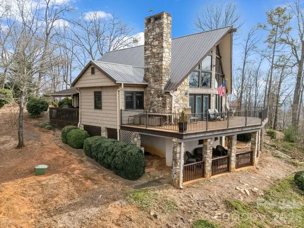 139 Valley View CIR, Lake Lure, NC 28746