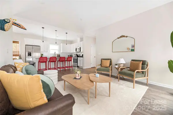 107 Robinson ST, Belmont, NC 28012
