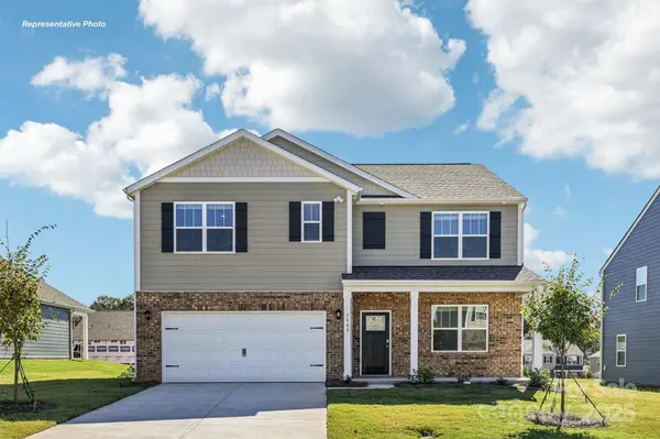 5620 Pamplona WAY, Charlotte, NC 28214