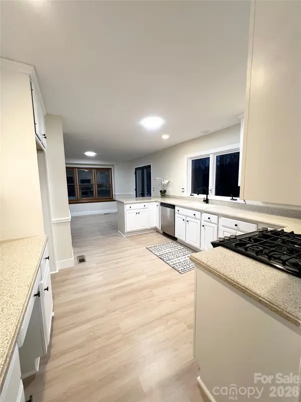 7220 Timber Ridge DR, Mint Hill, NC 28227