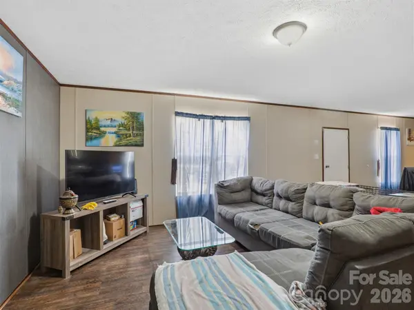 208 Daves RD, York, SC 29745