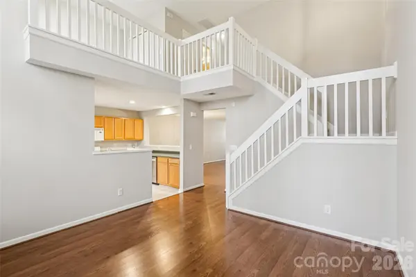 10213 University Park LN, Charlotte, NC 28213