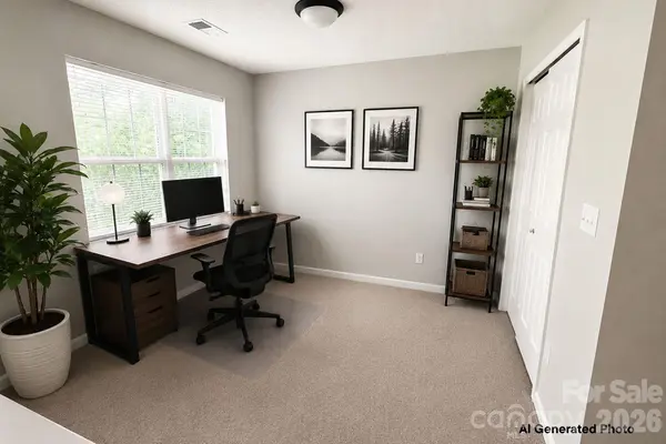 10213 University Park LN, Charlotte, NC 28213