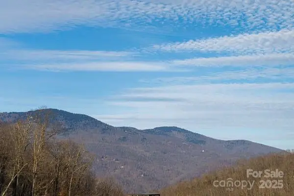 131 Lodestone DR, Sylva, NC 28779