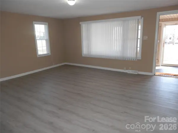 67 Barber ST NW, Concord, NC 28027