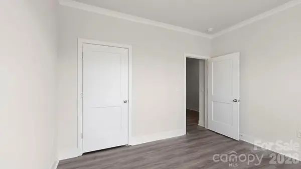 610 River Bottom RD, Fletcher, NC 28792
