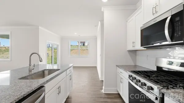 610 River Bottom RD, Fletcher, NC 28792