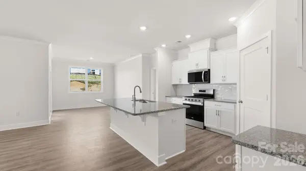 610 River Bottom RD, Fletcher, NC 28792