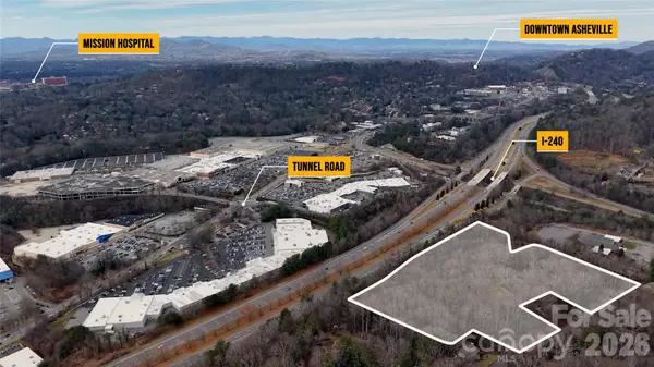 67 Shawnee TRL, Asheville, NC 28805