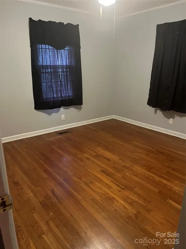 206 E Catawba DR, Mount Holly, NC 28120