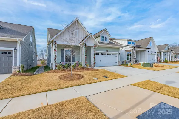 1038 Idyllic LN, Waxhaw, NC 28173