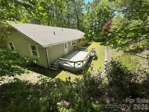 177 Country RD, Brevard, NC 28712