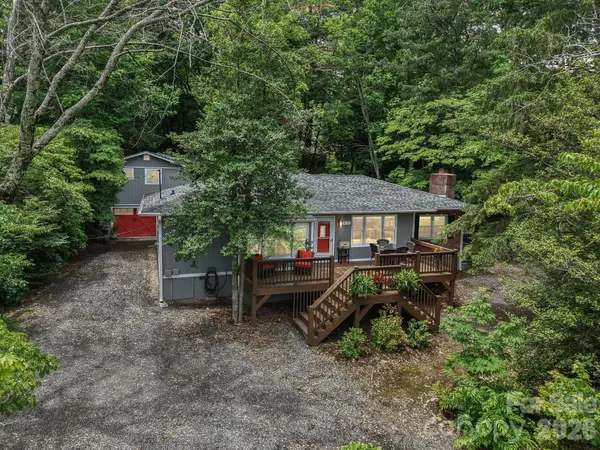 416 S Cherokee AVE, Black Mountain, NC 28711
