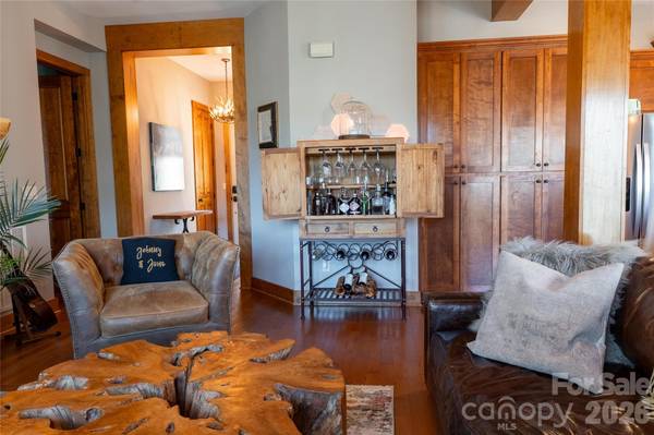 100 Saddle Notch LN #A1, Tuckasegee, NC 28783