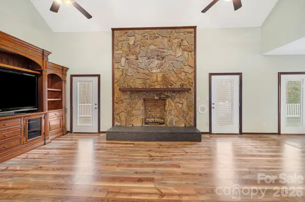 6650 Dellwood DR, Kannapolis, NC 28081