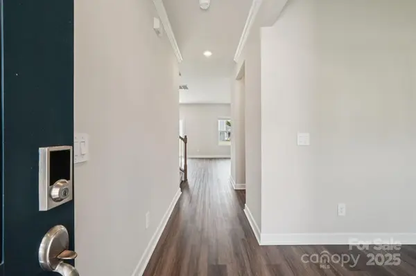 2073 Sunflower CIR, Newton, NC 28658