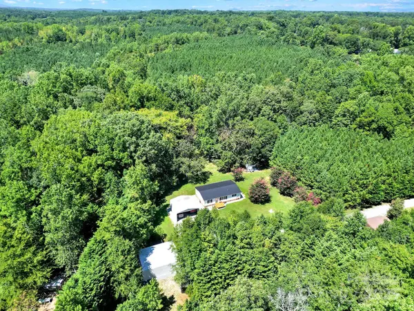 1219 Neely Smith LN, Gastonia, NC 28056