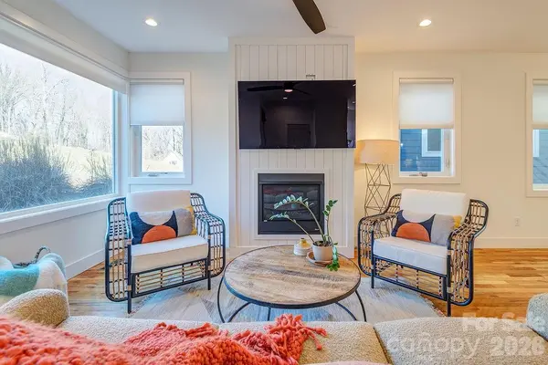 21 Orrinel WAY, Asheville, NC 28806