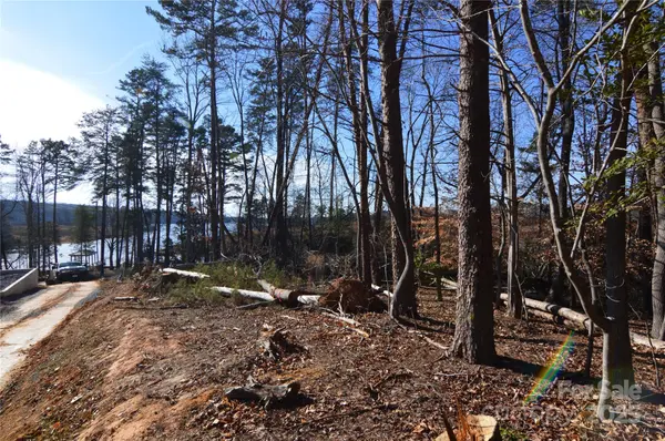 5040 Hermitage CT #210, Belmont, NC 28012