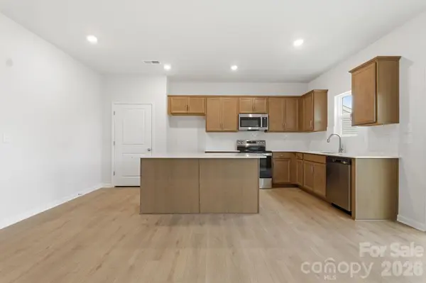 1657 Piper Creek AVE, Newton, NC 28658