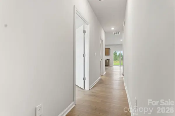 1657 Piper Creek AVE, Newton, NC 28658