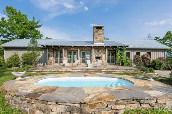 532 Tsali XING N, Bryson City, NC 28713