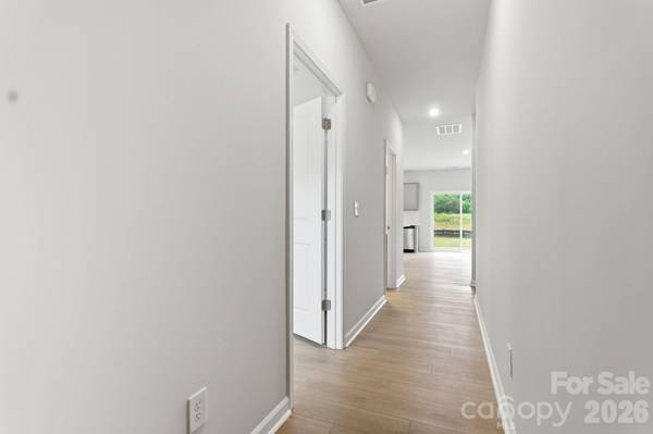 940 Leyna CT, Newton, NC 28658