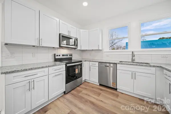 1703 Lowder ST, Albemarle, NC 28001