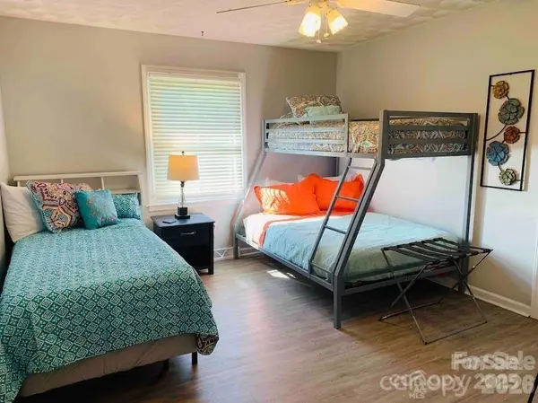 2706 and 2708 Harwell ST, Claremont, NC 28610