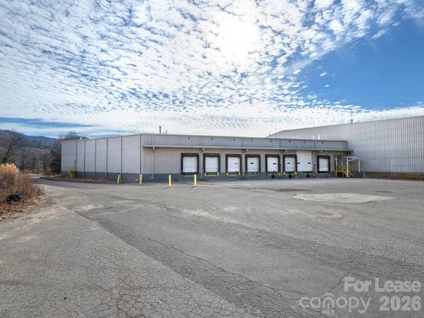 875 Warren Wilson RD #8, Swannanoa, NC 28778