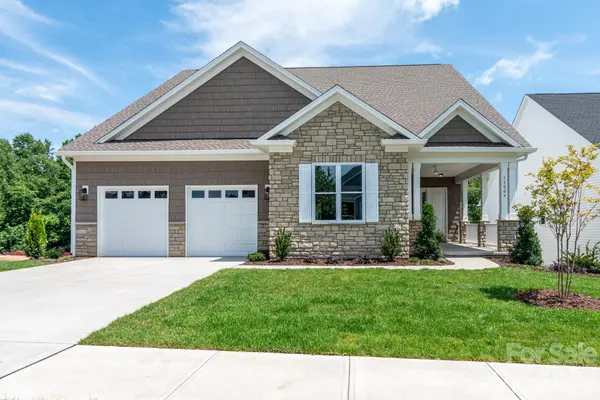 13006 Hazelbrook LN, Cornelius, NC 28031