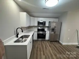 332 Arlington CIR NW, Lenoir, NC 28645