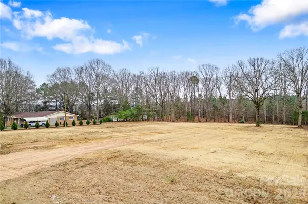 1609 Beulah Church RD, Weddington, NC 28104