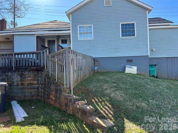 401 Charles AVE, Charlotte, NC 28205