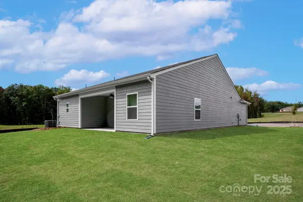 107 Tradesmen TRL, Troutman, NC 28166