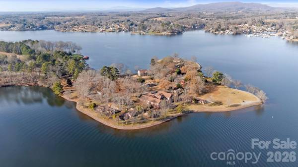 6692 Valwood RD, Conover, NC 28613