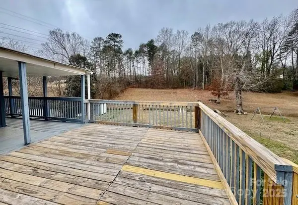 350 39th Street PL SW, Hickory, NC 28602