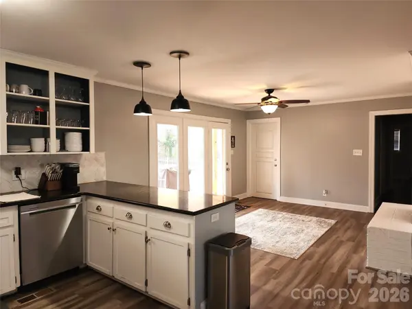 432 Virginia AVE, Statesville, NC 28677