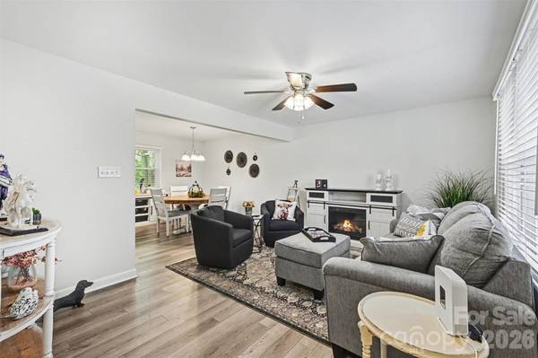 130 Cherokee LN, Salisbury, NC 28147