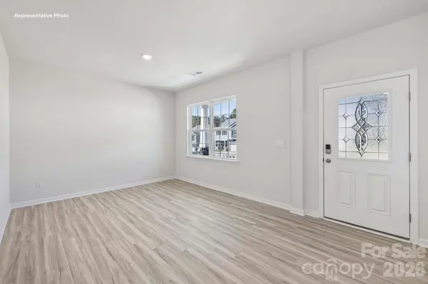 552 Dazzle LOOP, Newton, NC 28658