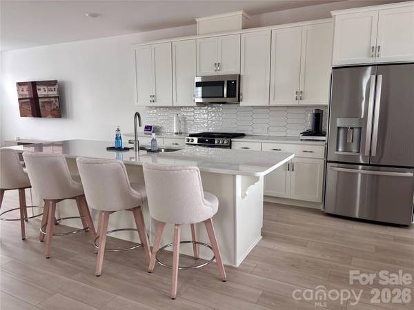 2140 Barrowcliffe DR NW, Concord, NC 28027