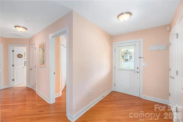 41 Little Fox LN, Fletcher, NC 28732