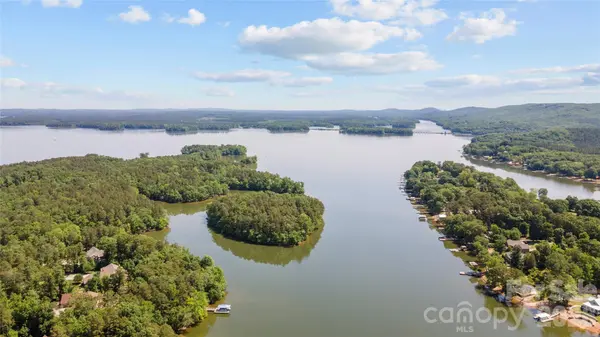1026 Emerald Bay DR, Salisbury, NC 28146