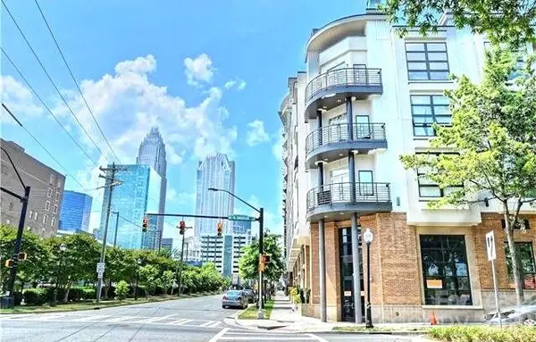 525 E 6th ST #308, Charlotte, NC 28202