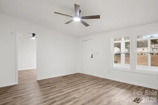 12332 Buxton DR, Pineville, NC 28134