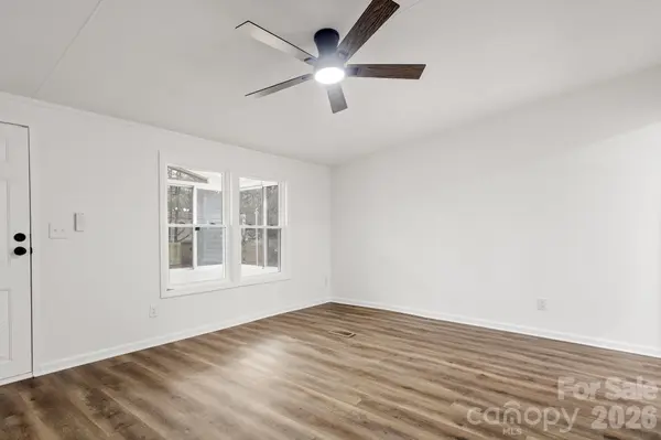 12332 Buxton DR, Pineville, NC 28134