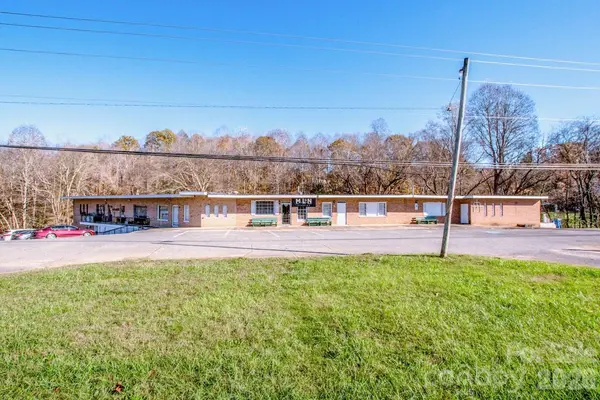 2327 Shelton AVE, Statesville, NC 28677